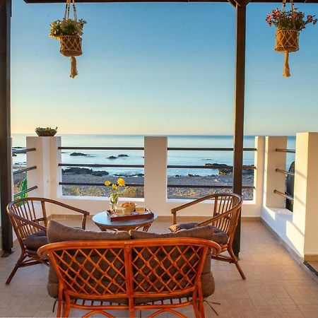 Tsampika'S Beachfront House In Stegna Arhángelosz Kültér fotó